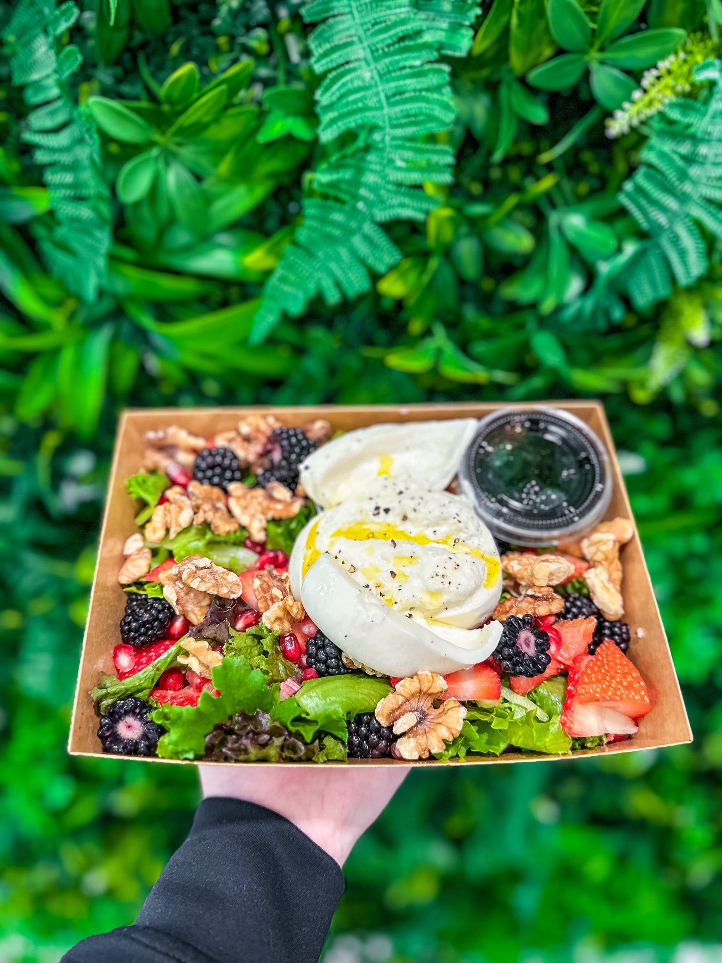 Burrata Salad Lunch Box