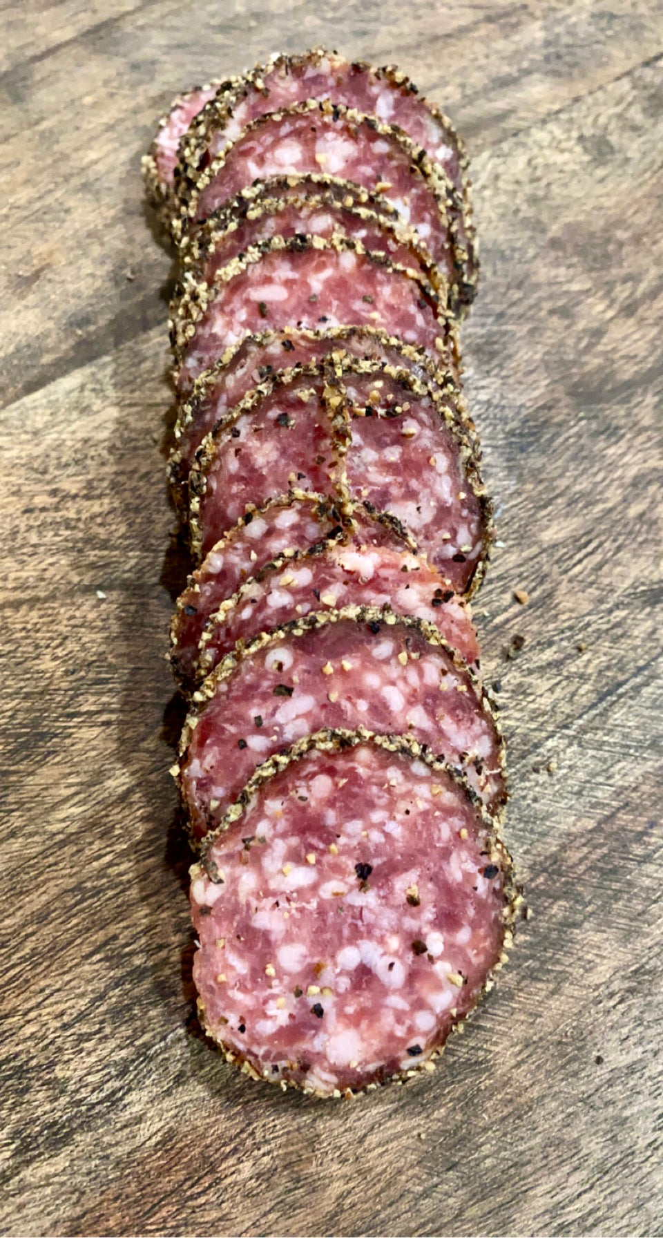 Peppered Salami Stick Slices